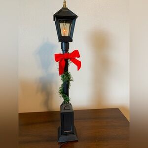 Byers Choice Lamp Post
